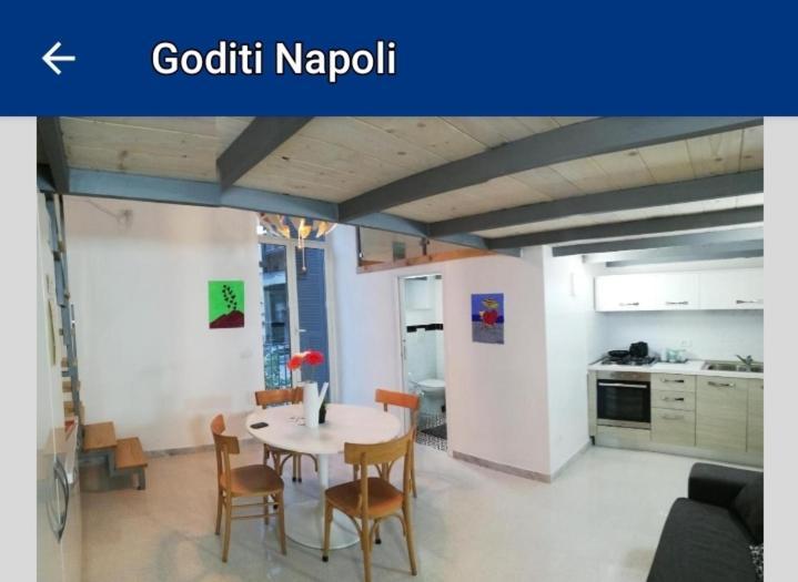 Goditi Napoli Buitenkant foto