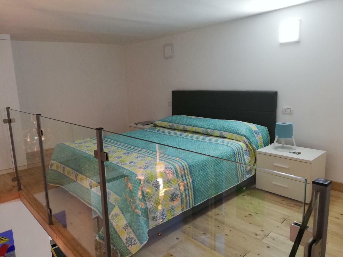 Goditi Napoli Buitenkant foto